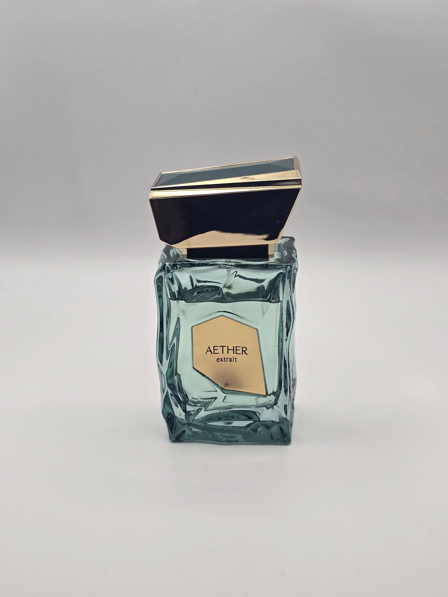 French Avenue Aether Extrait